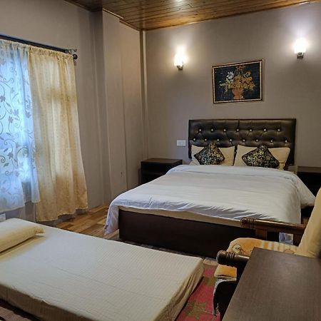 Marigold Manor Homestay Darjeeling  Ngoại thất bức ảnh